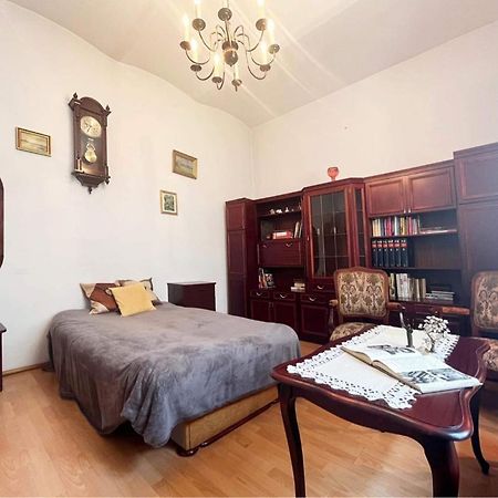 Vintage Kazimierz Apartment คราคูฟ ภายนอก รูปภาพ